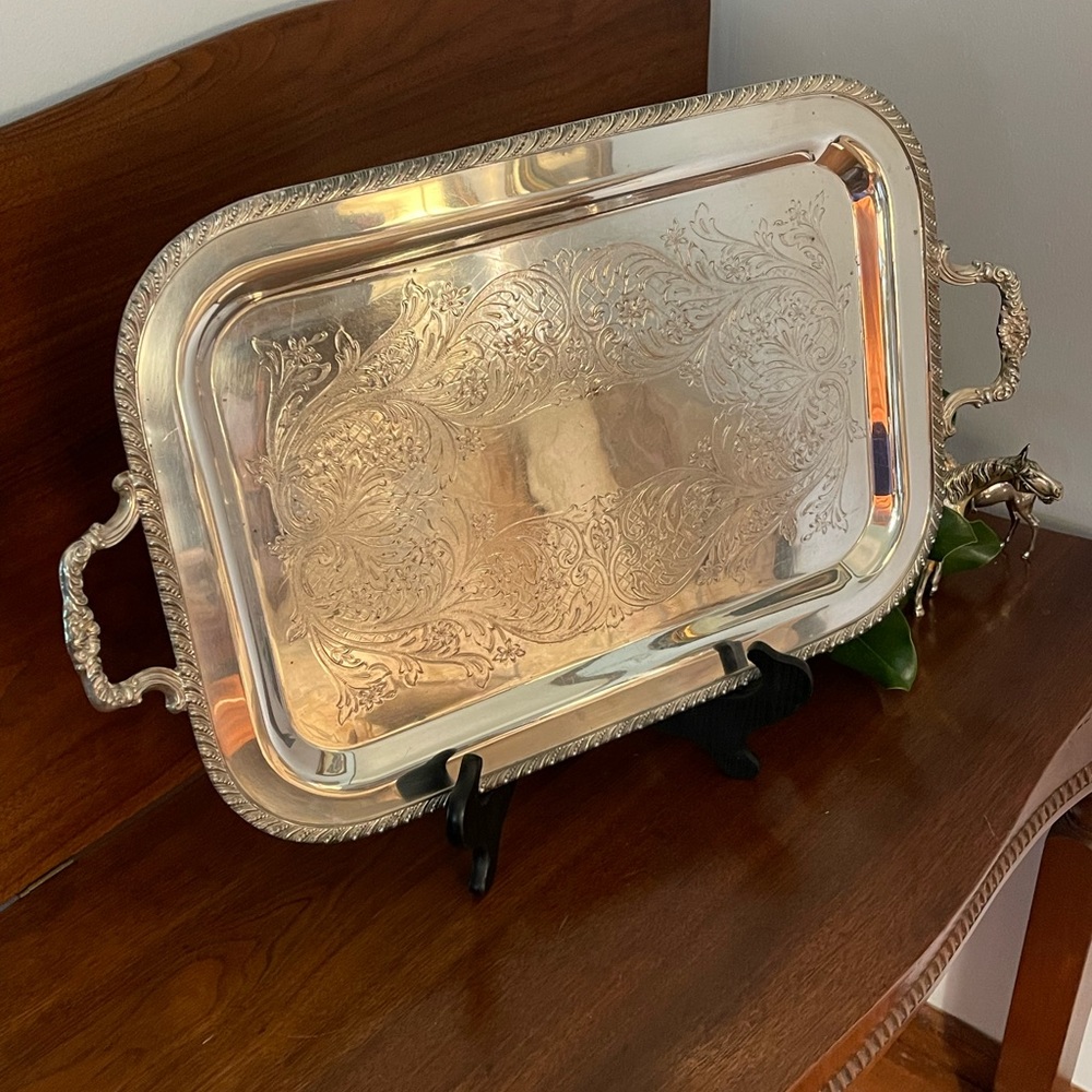 Tray with handles